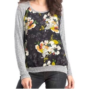 KUT FROM THE CLOTH Black Floral with Gray Trim Black Back Tee Top Size: XL